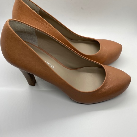 Franco Sarto Pump - Picture 4 of 8